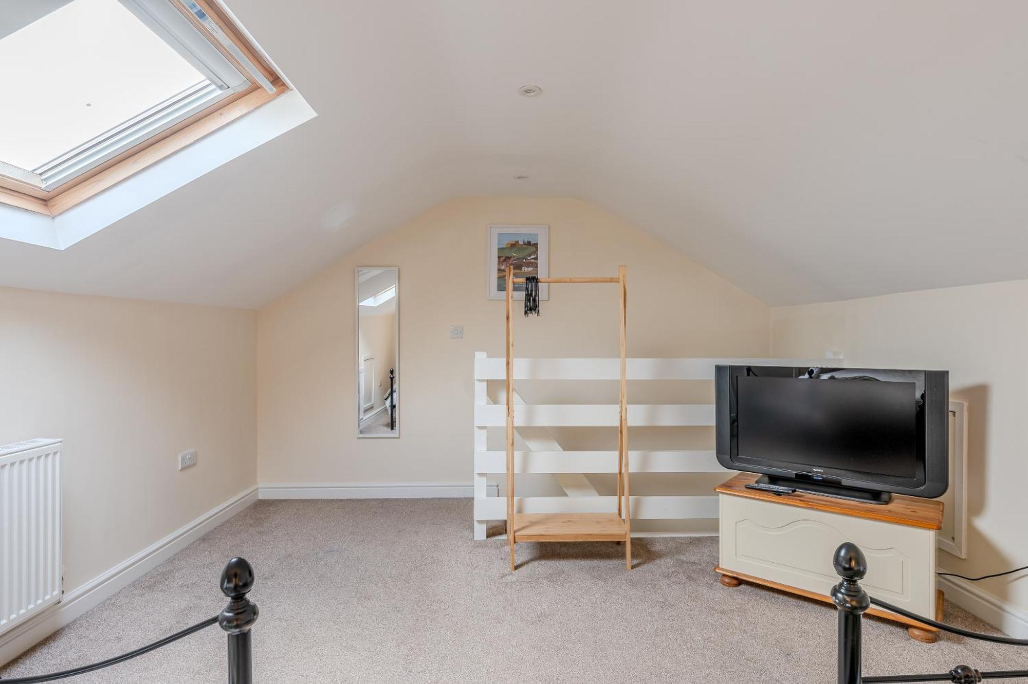 Rosemill - Large Pet Friendly Home With Off Road Parking Whitby Exterior foto